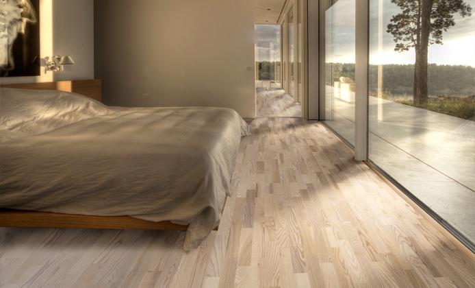 Паркетная доска Kahrs Песочная Ясень Скаген Skagen 153N18AK0VKW240 Variation 2423×200×15 фото в интерьере